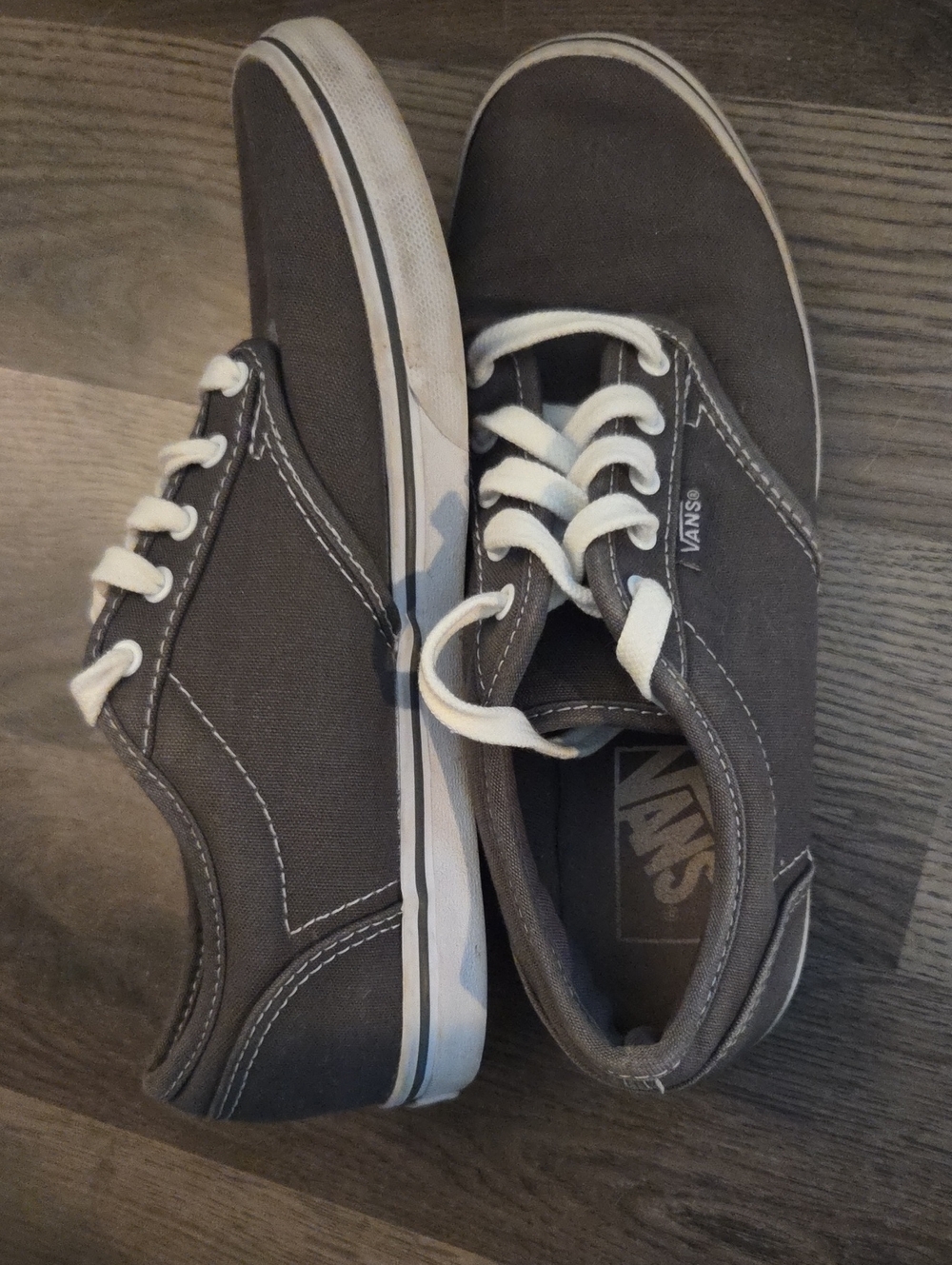 Vans Women's Canvas Sneakers in Gray with White Laces - Picture 2 of 3
